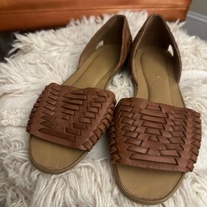 🔥Make an Offer!🔥 Franco Sarto Flats Size 7; Woven leather